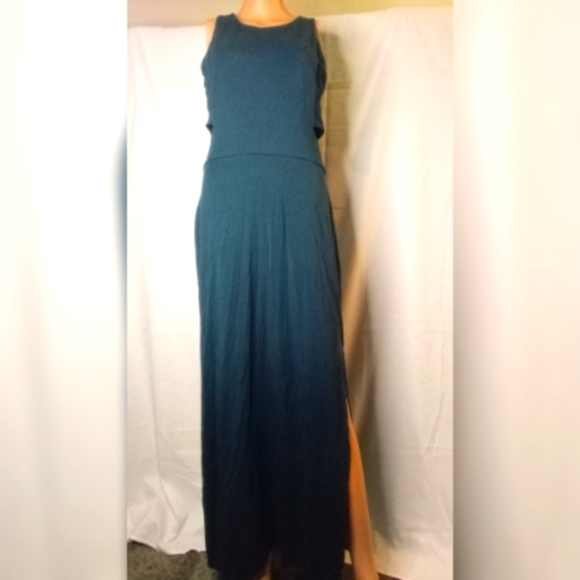 Athletha cut out dress - Picture 1 of 3